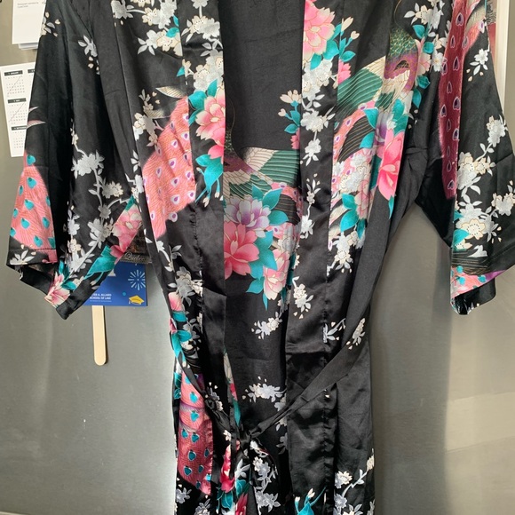 Kimono - Picture 5 of 5